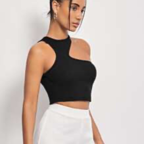 Garage Black One-Shoulder Crop Top - Picture 2 of 6